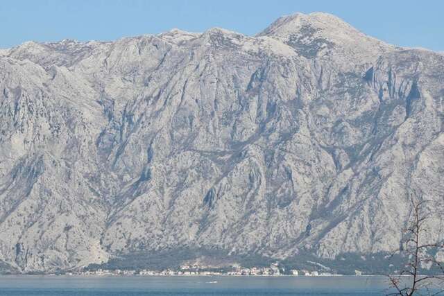 Апартаменты 1bd Waterfront Stoliv Apt w/ Bay & Perast Views Котор-21