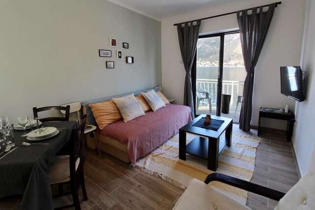 Апартаменты 1bd Waterfront Stoliv Apt w/ Bay & Perast Views Котор-27