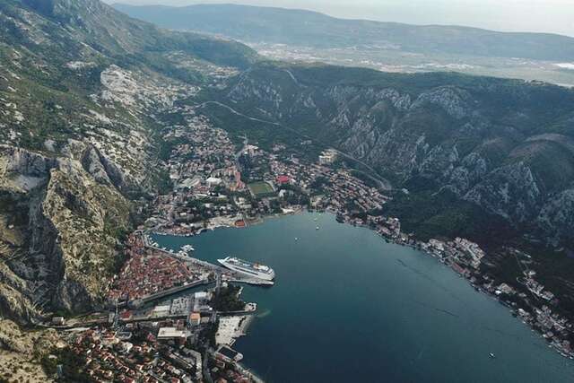 Апартаменты 1bd Waterfront Stoliv Apt w/ Bay & Perast Views Котор-30