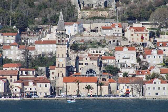 Апартаменты 1bd Waterfront Stoliv Apt w/ Bay & Perast Views Котор-5